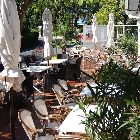 Silvia St. Kanzian am Klopeiner See