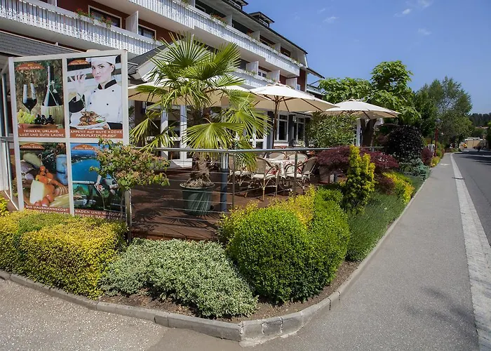 Отель Silvia 3*